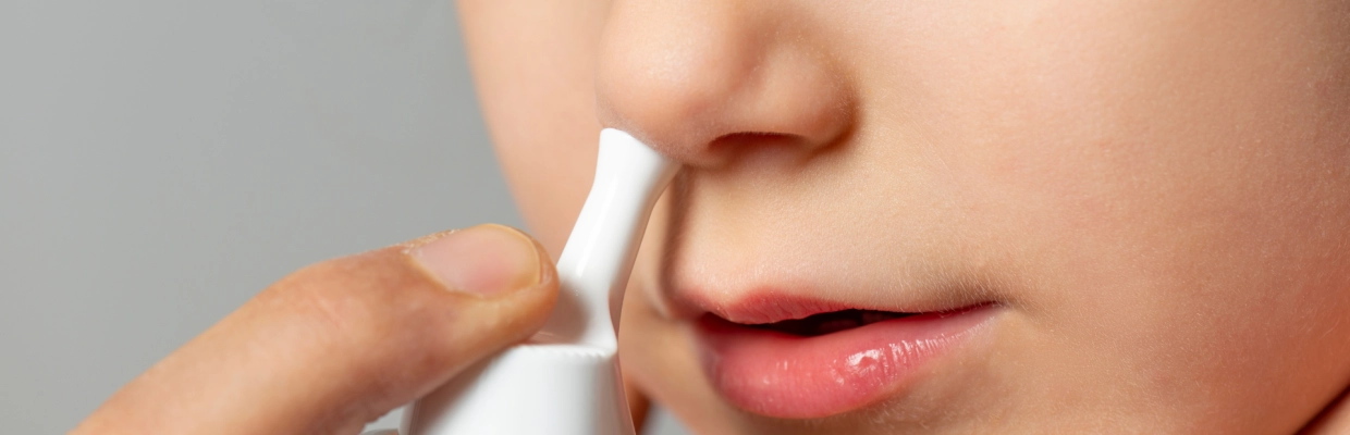 Utilisation d’un spray nasal – Laboratoires Gilbert