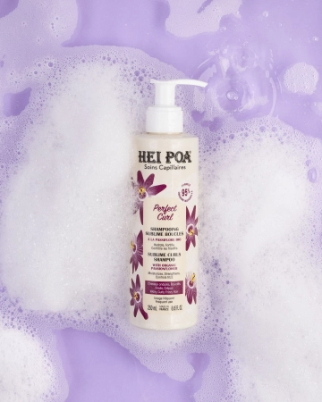 HEI-ambiance-653460-3616826534604-curl-shampoo-texture-mousse-A.jpg
